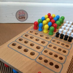 Mastermind En Bois -cadeaux boutique Mastermind jeu annees 80