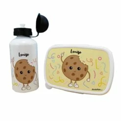 Boîte à Goûter & Gourde Enfant PersonnaliséesCookie -cadeaux boutique Rentree scolaire Anniversaire prenom de votre enfant Cookie personnalise ensemble boite gourde fond blanc