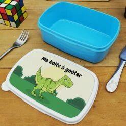 Boîte à Goûter & Gourde Enfant Dinosaure 11 Boîte à Goûter & Gourde Enfant Dinosaure -cadeaux boutique Rentree scolaire inscription Dinosaure boite a gouter bleu ouverte