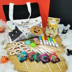 Sac Bubble Tea Personnalisé "Joyeux Halloween" Rempli De Bonbons -cadeaux boutique bubble tea halloween sac halloween bonbons mini avant anse 2