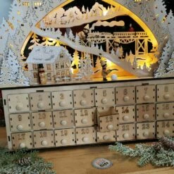 Village Lumineux De Noel - Calendrier De L'Avent En Bois - "Plaisir Du Ski" -cadeaux boutique calendrier de lavent bois arche vue2