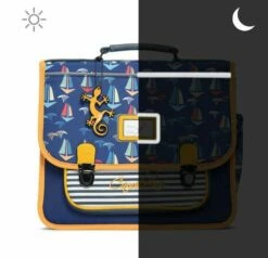 Cartable 35 Cm Rétro Bateau Bleu - Caméléon - Stripes Sailboat- Maternelle Et CP 10 Cartable 35 Cm Rétro Bateau Bleu - Caméléon - Stripes Sailboat- Maternelle Et CP -cadeaux boutique cartable cameleon stripe sailbaot 35cm 982314