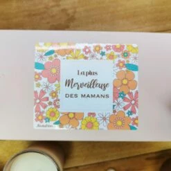 Coffret 5 Bougies Parfumées - "La Plus Merveilleuse Des Mamans" -cadeaux boutique coffret 5 bougies merveilleuse maman zoom etiquette