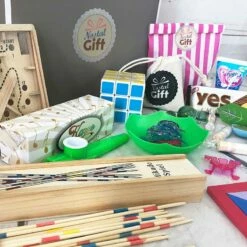 Coffret Cadeau 40 - 50 Ans « Jouets Rétro De Notre Enfance » -cadeaux boutique coffret cadeau jouets enfance 04