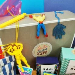 Coffret Cadeau « Jouets Des Années 80 » - Cadeau Homme -cadeaux boutique coffret jouet des annees 80 homme zoom boite