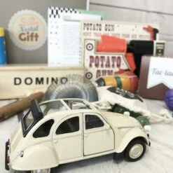 Jouet Petit Garçon - Coffret Cadeau De Jouets Traditionnels 8 Jouet Petit Garçon - Coffret Cadeau De Jouets Traditionnels -cadeaux boutique coffret jouet traditionnel homme 2cv