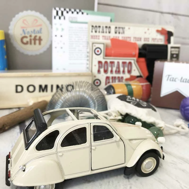 Jouet Petit Garçon - Coffret Cadeau De Jouets Traditionnels 4 Jouet Petit Garçon - Coffret Cadeau De Jouets Traditionnels – Image 2