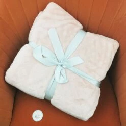 Plaid Doux Rose 140X200 CM -cadeaux boutique couverture rose arriere