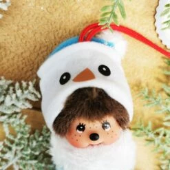 Décoration De Noël Monchhichi Kiki - Chaussette Bleue (12 Cm) 7 Décoration De Noël Monchhichi Kiki - Chaussette Bleue (12 Cm) -cadeaux boutique decoration kiki noel bonhomme neige zoom