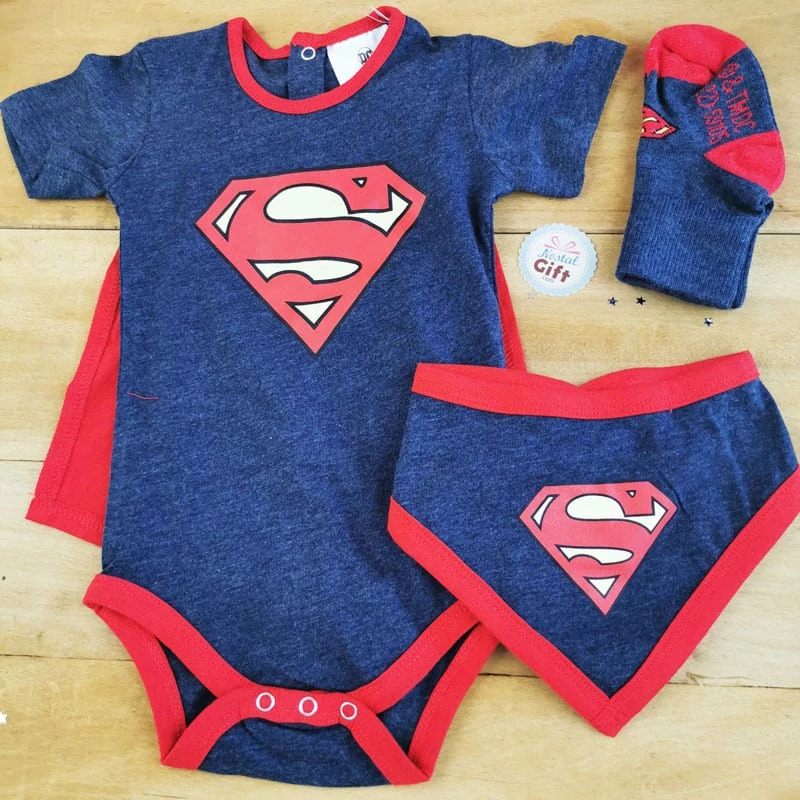 Coffret Cadeau Bébé - Vêtement Bébé - Body Bébé - Superman (6-12 Mois) 3 Coffret Cadeau Bébé - Vêtement Bébé - Body Bébé - Superman (6-12 Mois)