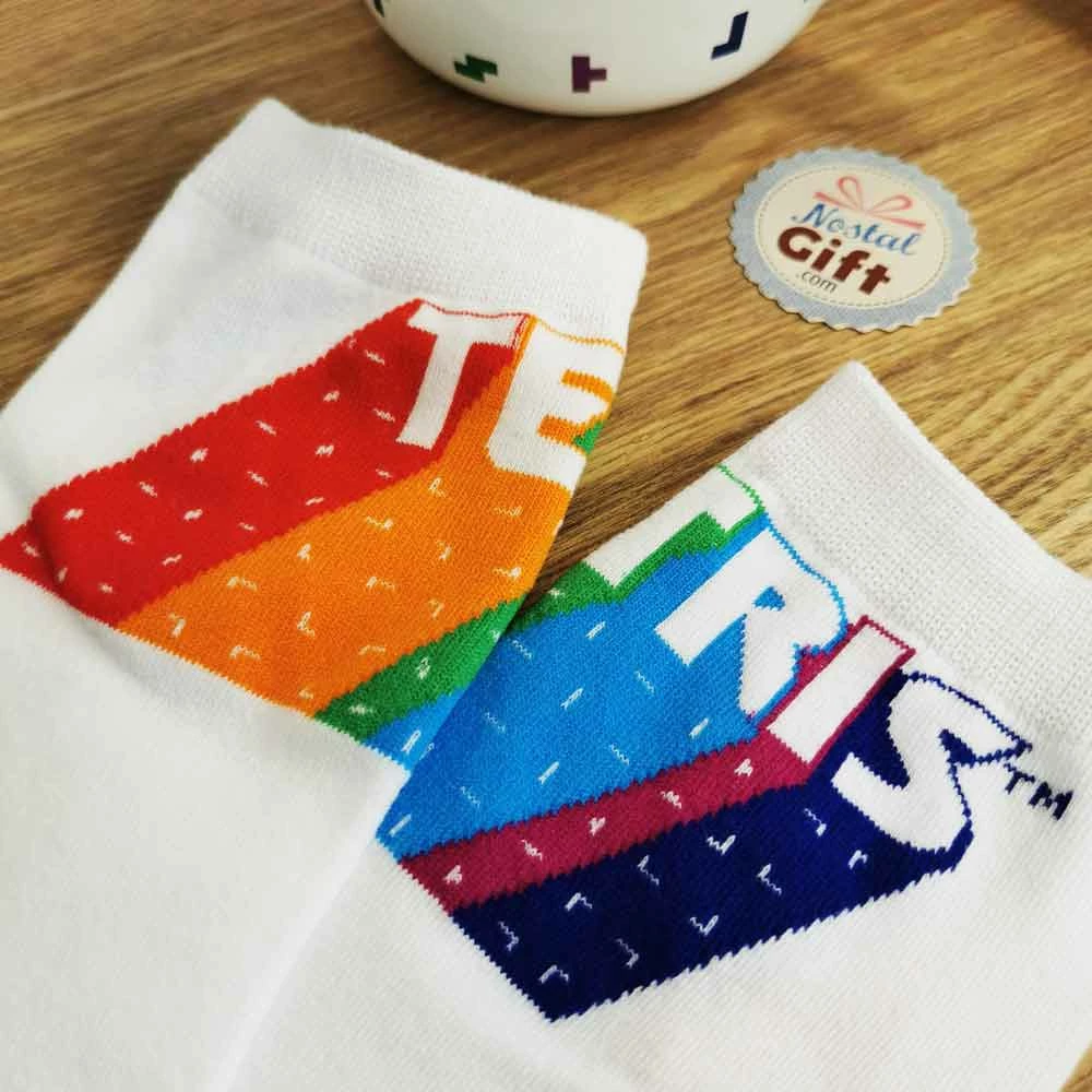 Tetris - Ensemble Mug Et Chaussettes 4 Tetris - Ensemble Mug Et Chaussettes – Image 2