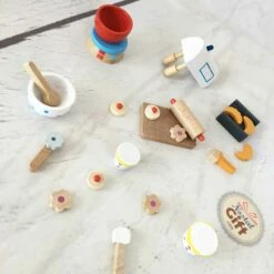 Jeux En Bois - Accessoires De Pâtisserie Pour Maison De Poupées -cadeaux boutique goki accessoires 02