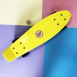 Skateboard Retro (56 Cm) -cadeaux boutique grand skate jaune