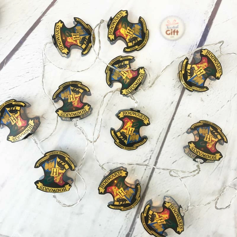 Harry Potter - Guirlande Lumineuse Hogwarts 2D - Poudlard 3 Harry Potter - Guirlande Lumineuse Hogwarts 2D - Poudlard