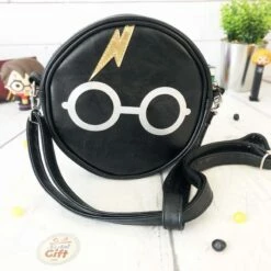 Harry Potter - Petit Sac à Main Bandoulière Noir (19 Cm) -cadeaux boutique harry potter sac noir lunette eclair 3