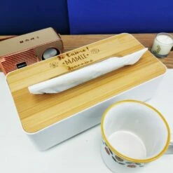 Boîte à Mouchoir Personnalisable - "Je T'aime Mamie" -cadeaux boutique je taime mamie fleurs boite mouchoir blanche sortis cote