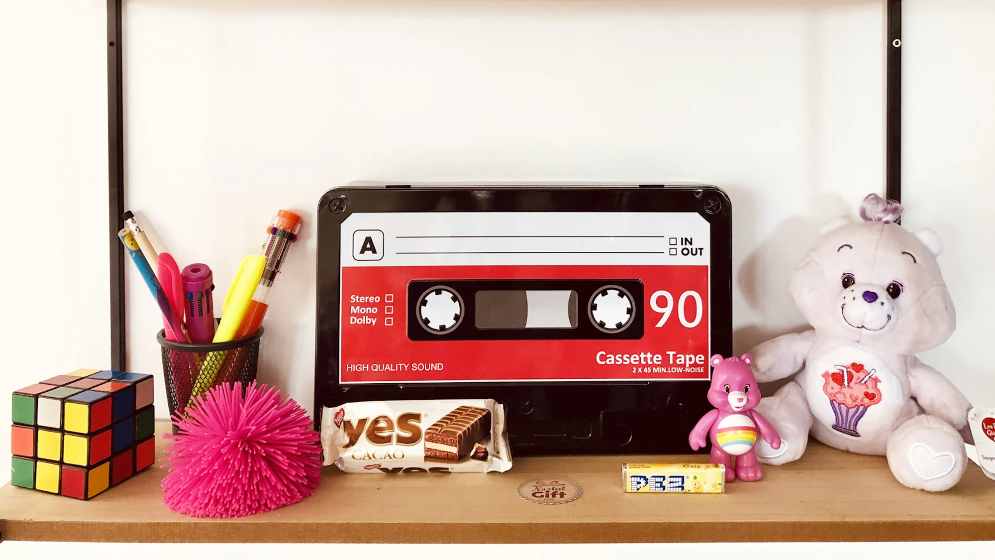 cadeaux boutique -cadeaux boutique nostalgift ambiance lebonbon 1 2000