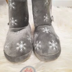 Chaussons Botte La Reine Des Neiges - Gris - Pour Enfant - Taille 29/30/31/32 -cadeaux boutique pantoufle reine des neiges face