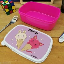 Boîte à Goûter Enfant PersonnaliséeGlaces Kawaii -cadeaux boutique personnalisee Rentree scolaire Anniversaire Glaces Kawaii boite a gouter rose ouverte 1
