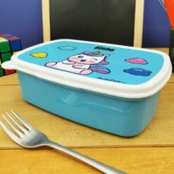 Boîte à Goûter Enfant Personnalisée - PlastiqueLicorne -cadeaux boutique personnalisee Rentree scolaire inscription Licorne boite a gouter bleu cote