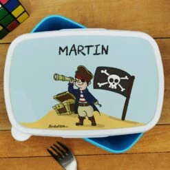 Boîte à Goûter & Gourde Enfant PersonnaliséesPirate -cadeaux boutique personnalisee Rentree scolaire inscription Pirate boite a gouter bleu haut