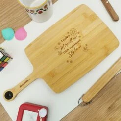 Planche à Découper En Bois Prénom Personnalisable - "La Plus Merveilleuse Des Mamans" -cadeaux boutique planche a decouper maman merveilleuse cote