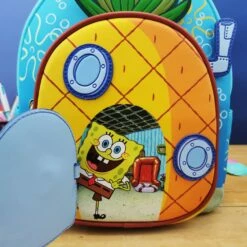 Bob L'éponge - Sac à Dos Loungefly - Pineapple House -cadeaux boutique sac loungefly bob eponge ouvert