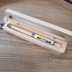 Stylo Plume En Bois D'érable Avec étui - Modèle Arty (Oberthur) -cadeaux boutique stylo plume boite ouverte