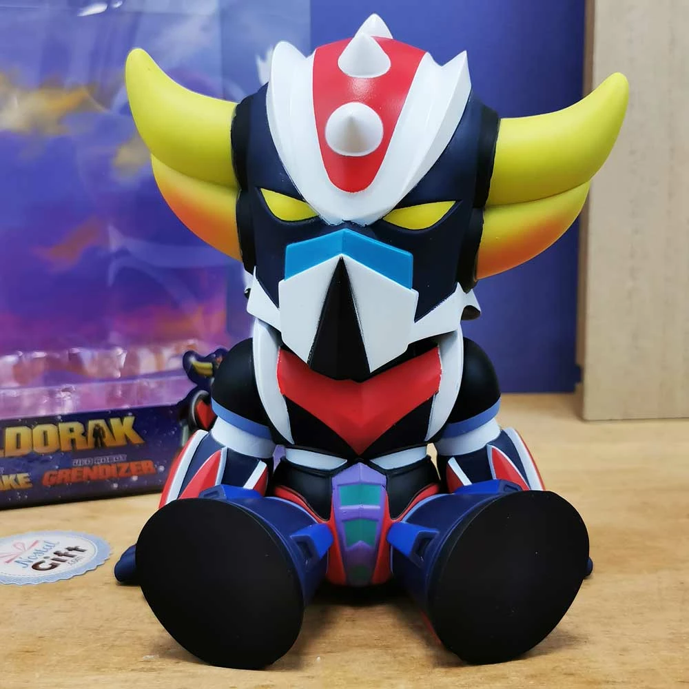 Figurine Tirelire Chibi Grendizer Assis 15 Cm - Goldorak 5 Figurine Tirelire Chibi Grendizer Assis 15 Cm - Goldorak – Image 3
