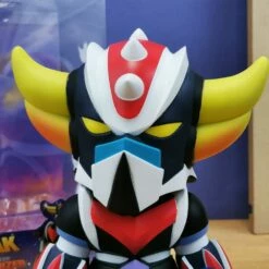 Figurine Tirelire Chibi Grendizer Assis 15 Cm - Goldorak 12 Figurine Tirelire Chibi Grendizer Assis 15 Cm - Goldorak -cadeaux boutique tirelire goldorak assis zoom