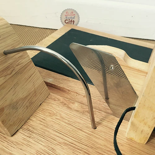 Trancheuse à Charcuterie Avec Son Plateau En Ardoise 4 Trancheuse à Charcuterie Avec Son Plateau En Ardoise – Image 2