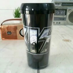 cadeaux boutique -cadeaux boutique travel mug kiss 01